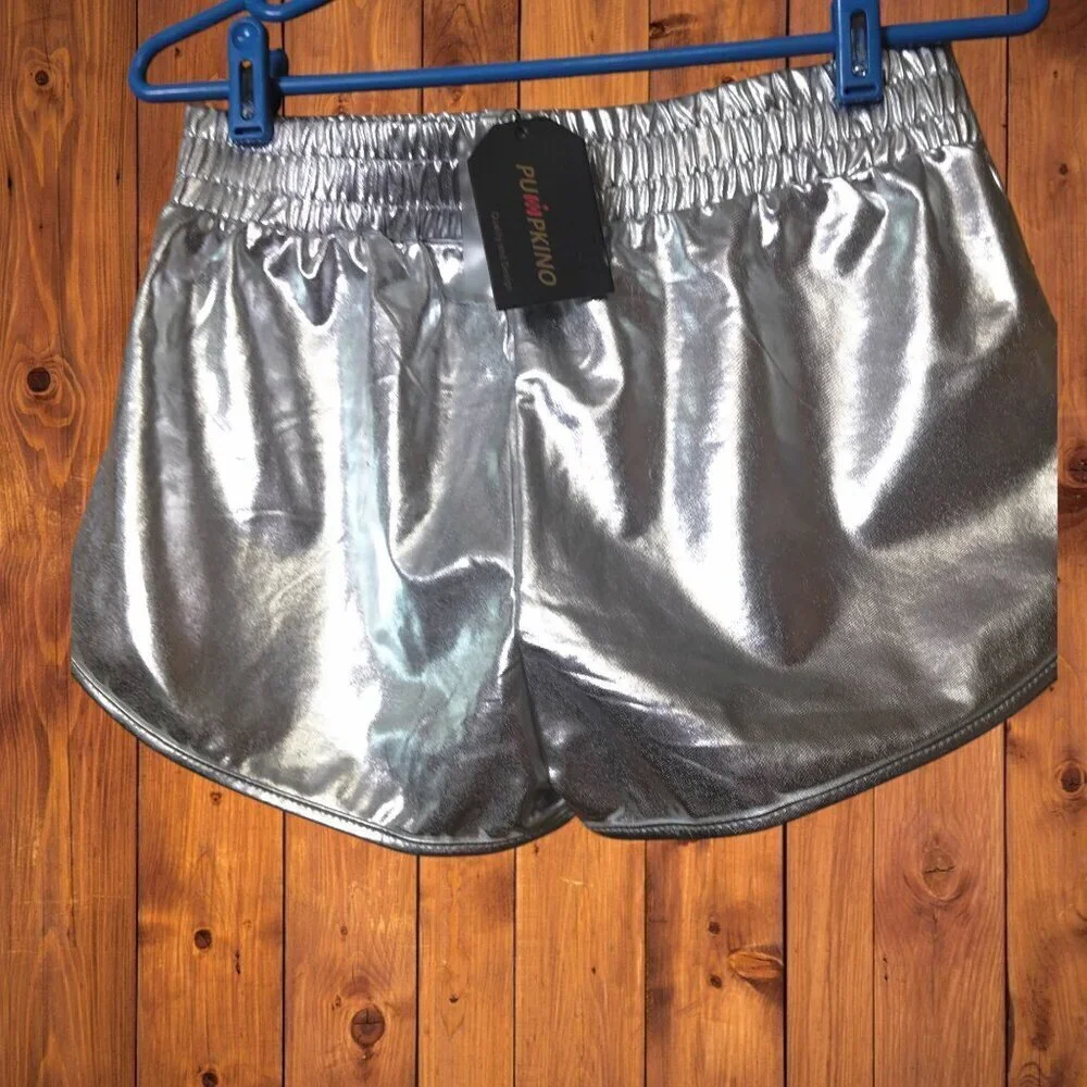Pumpkino Size Medium Yoga Hot Silver Shiny Pockets Stretch Pull On Short New